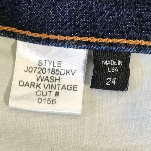 Veronica Beard • Carolyn Cropped Boot-cut Jeans With Snap Hem Dark Vintage - Picture 7 of 9